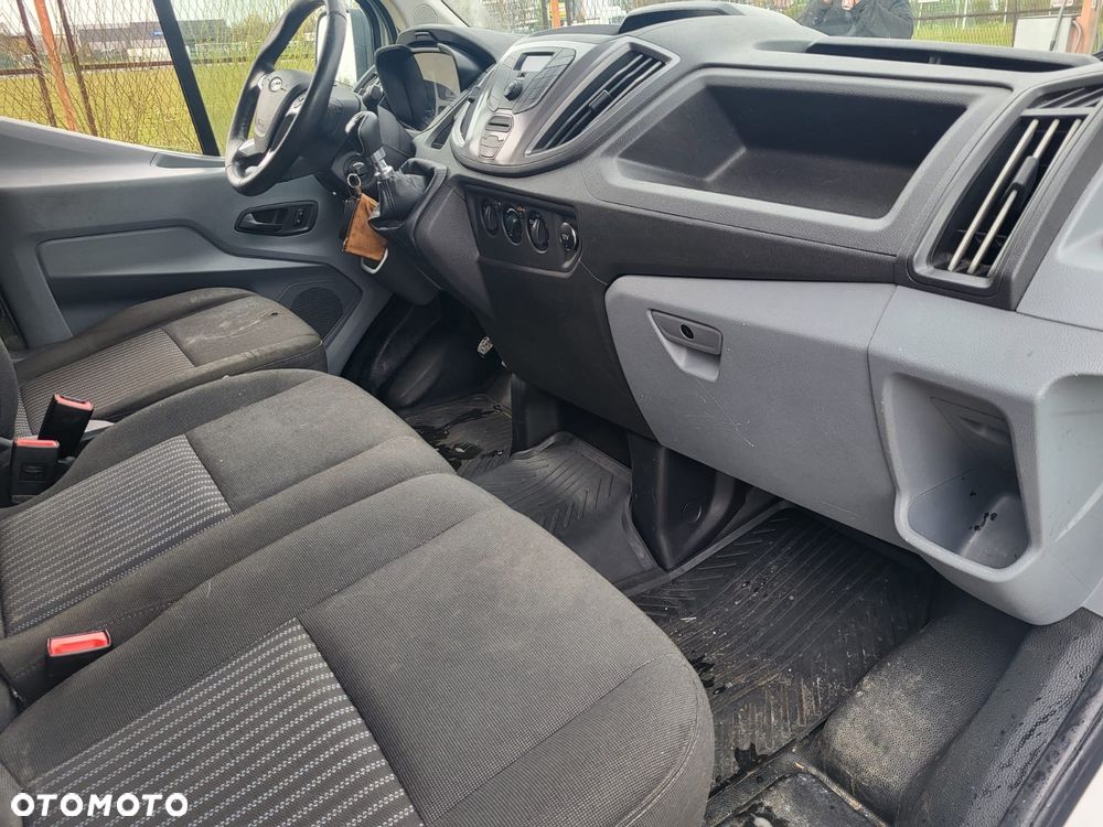 Ford Transit - 6