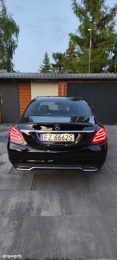Mercedes-Benz Klasa C 180 9G-TRONIC - 4