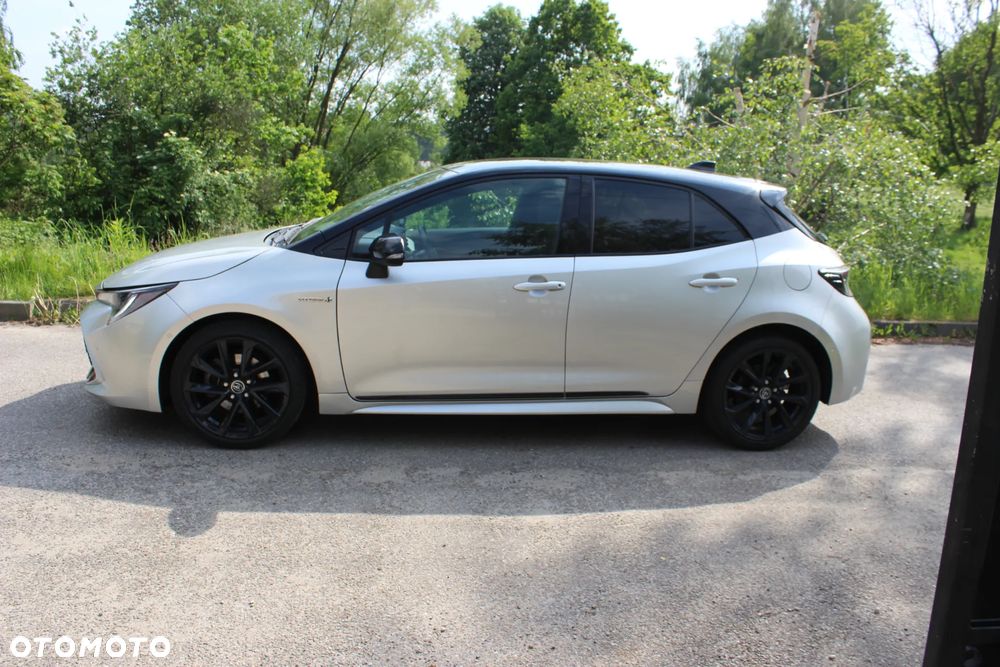 Toyota Corolla 2.0 Hybrid GR Sport - 8