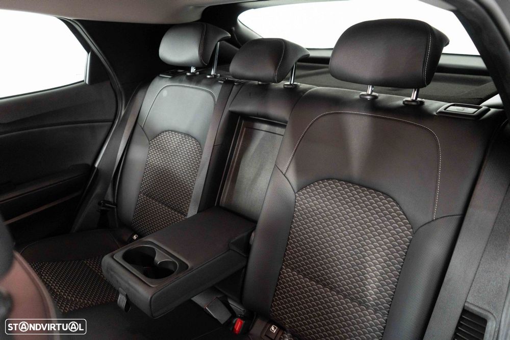 Kia XCeed 1.6 GDi PHEV Drive - 9