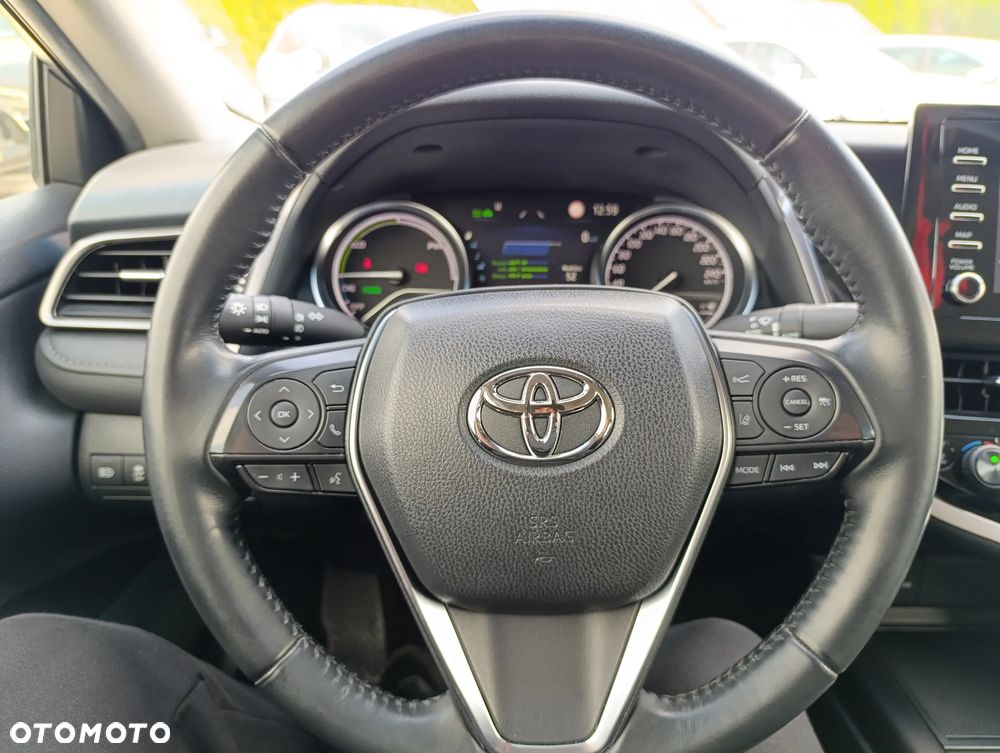 Toyota Camry 2.5 Hybrid Comfort CVT - 21
