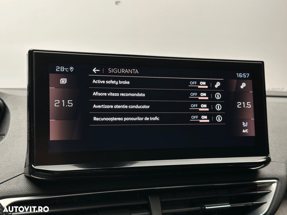 Peugeot 3008 1.6 PureTech S&S EAT8 GT - 19