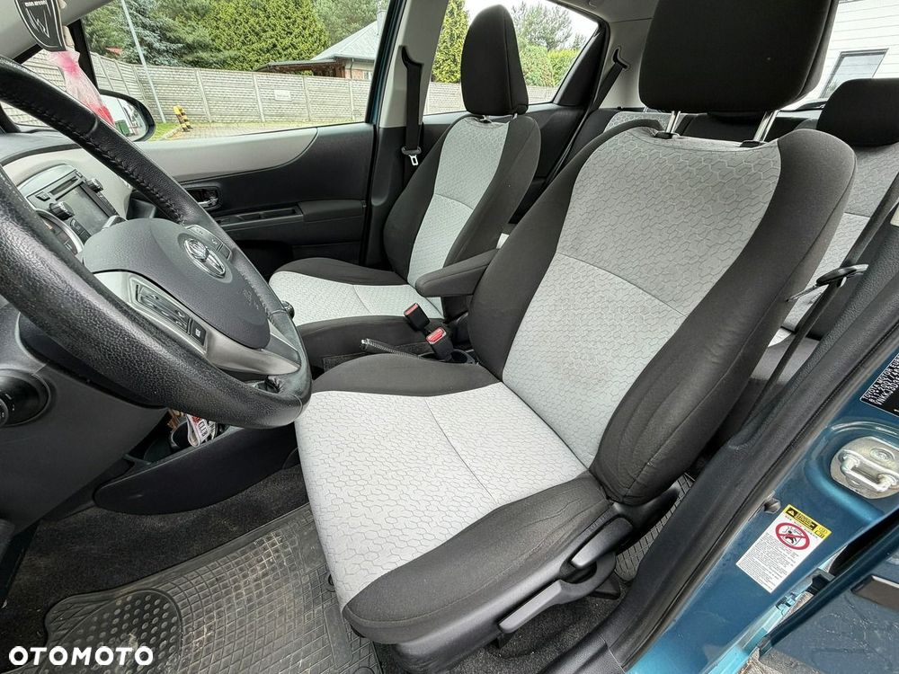 Toyota Yaris 1.33 Premium EU6 - 7
