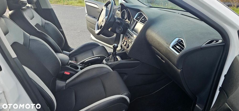 Citroën C4 BlueHDi 100 Stop&Start 86g Selection - 14