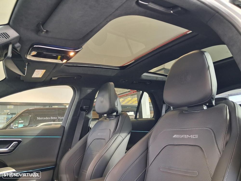 Mercedes-Benz E 53 AMG Hybrid 4Matic+ - 16