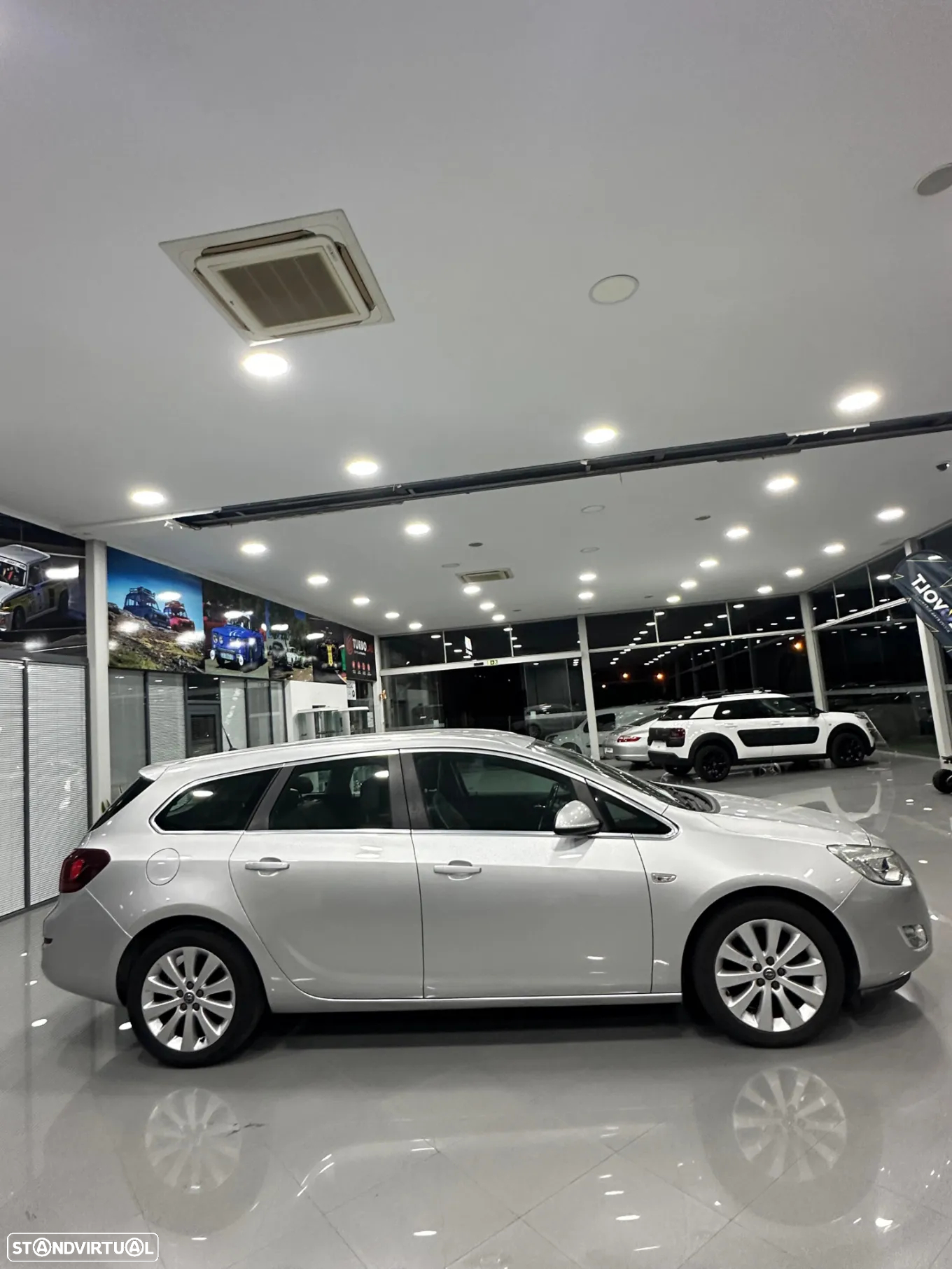 Opel Astra Sports Tourer 1.3 CDTi Cosmo S/S - 4