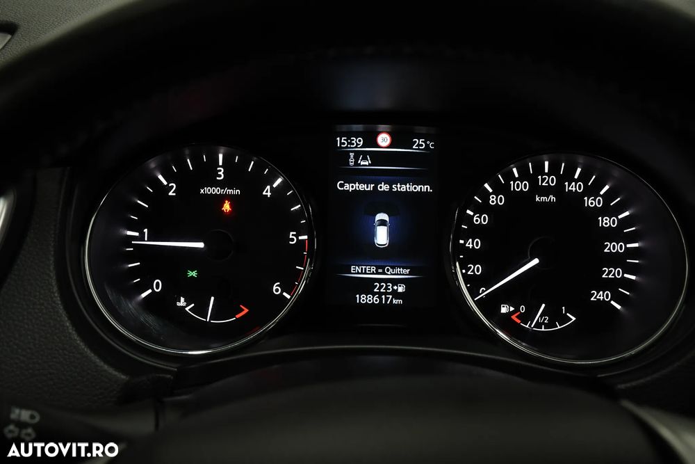 Nissan Qashqai 1.5 DCI N-Connecta - 20