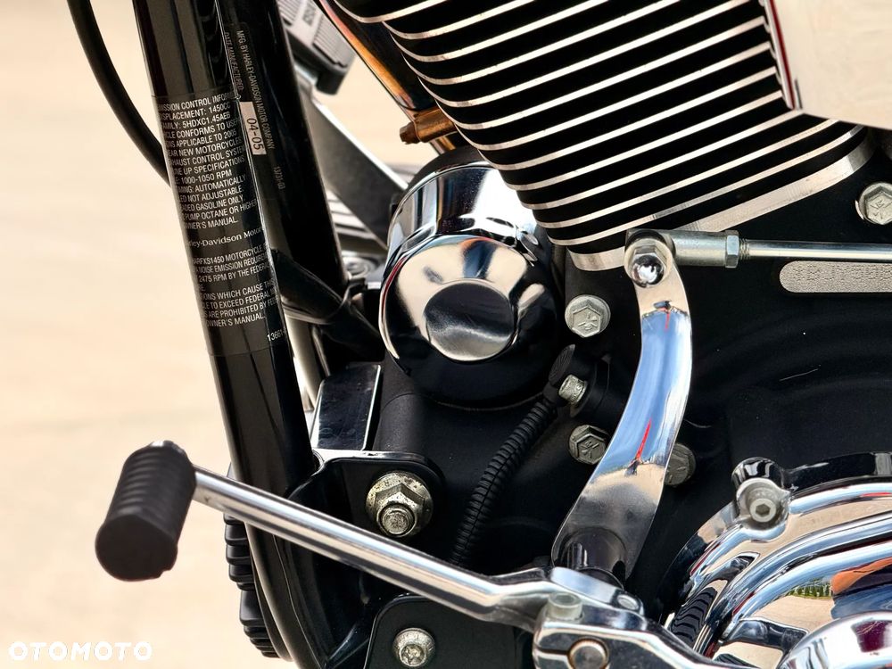 Harley-Davidson Softail Heritage Classic - 38