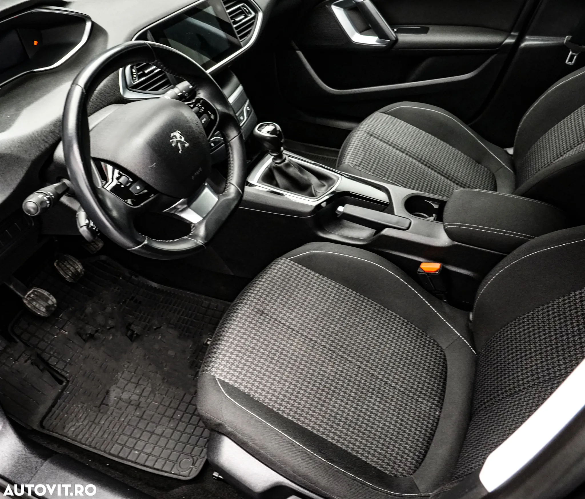 Peugeot 308 1.5 BlueHDi FAP STT Allure - 12
