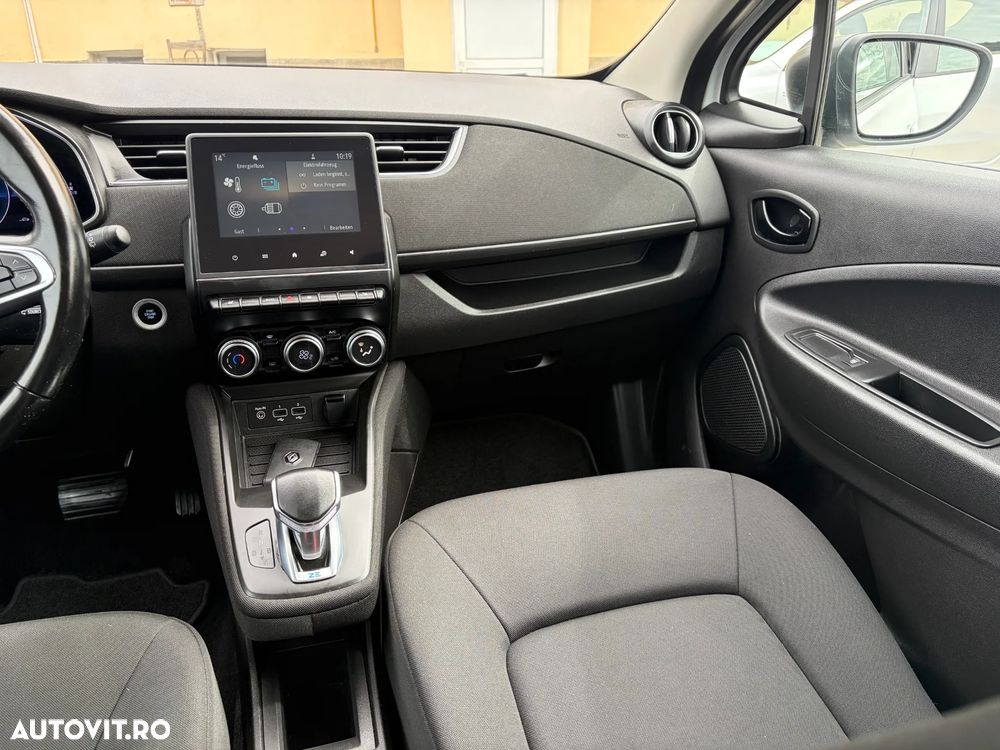 Renault ZOE - 17