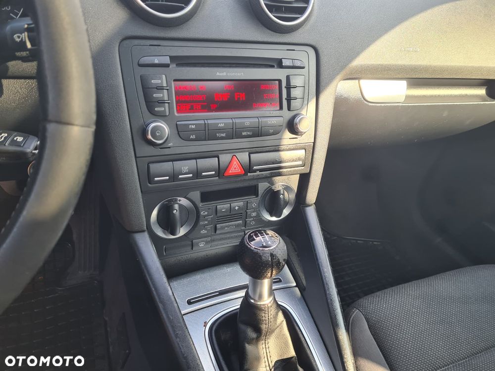Audi A3 Sportback 1.9 TDI DPF Ambiente - 9