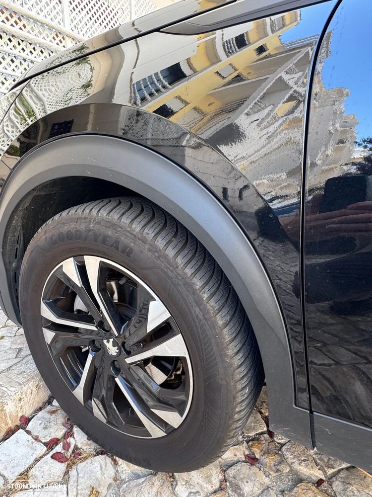 Peugeot 2008 BlueHDi 130 EAT8 Allure - 12