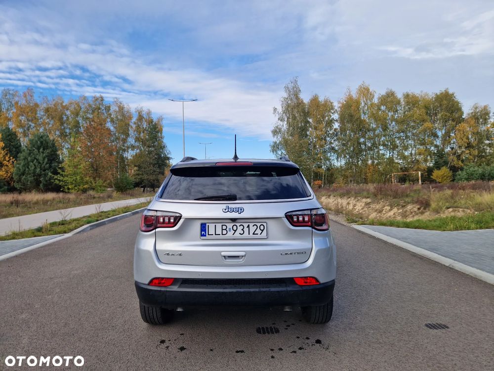 Jeep Compass - 16