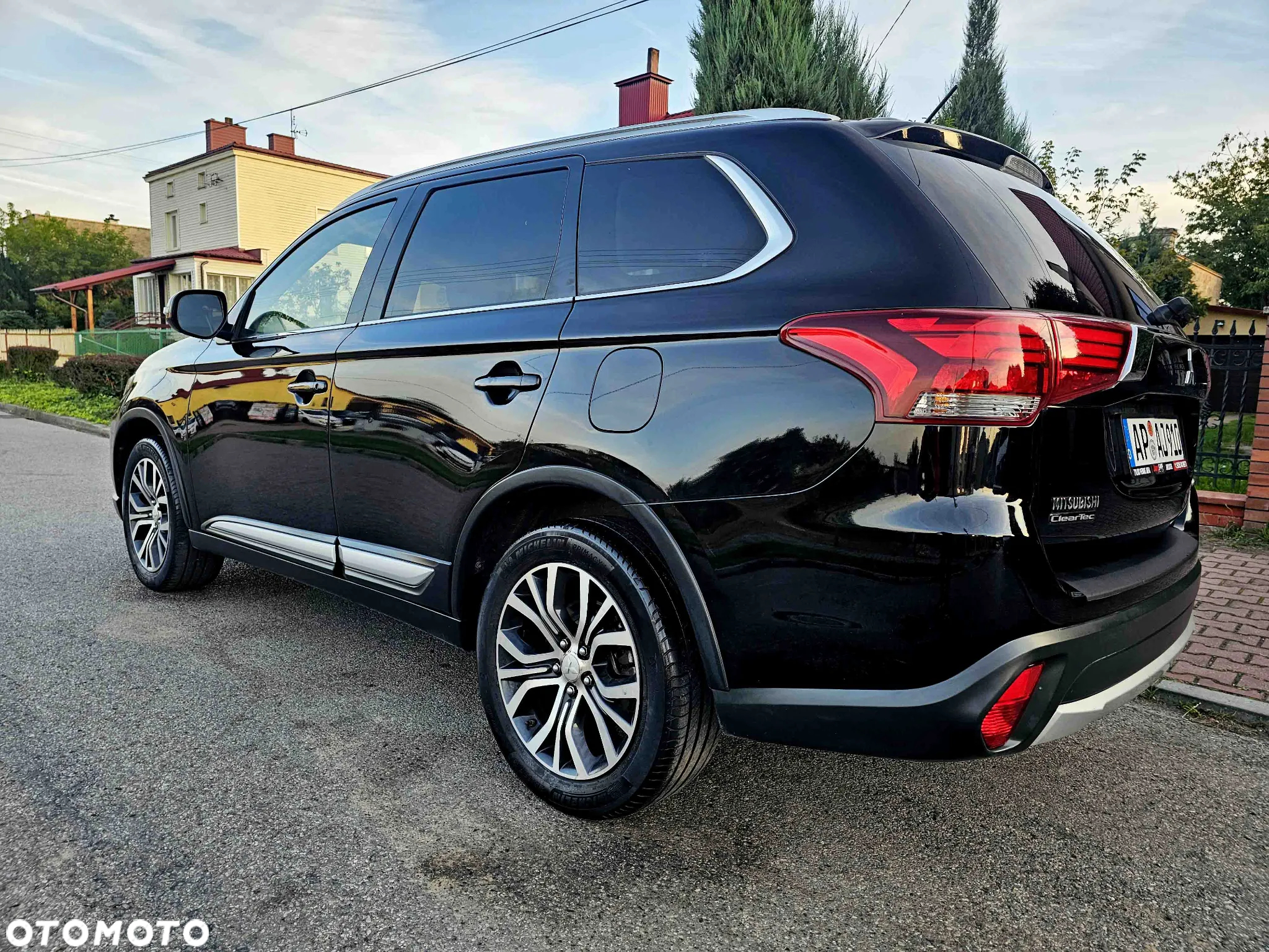 Mitsubishi Outlander 2.0 2WD Diamant - 9
