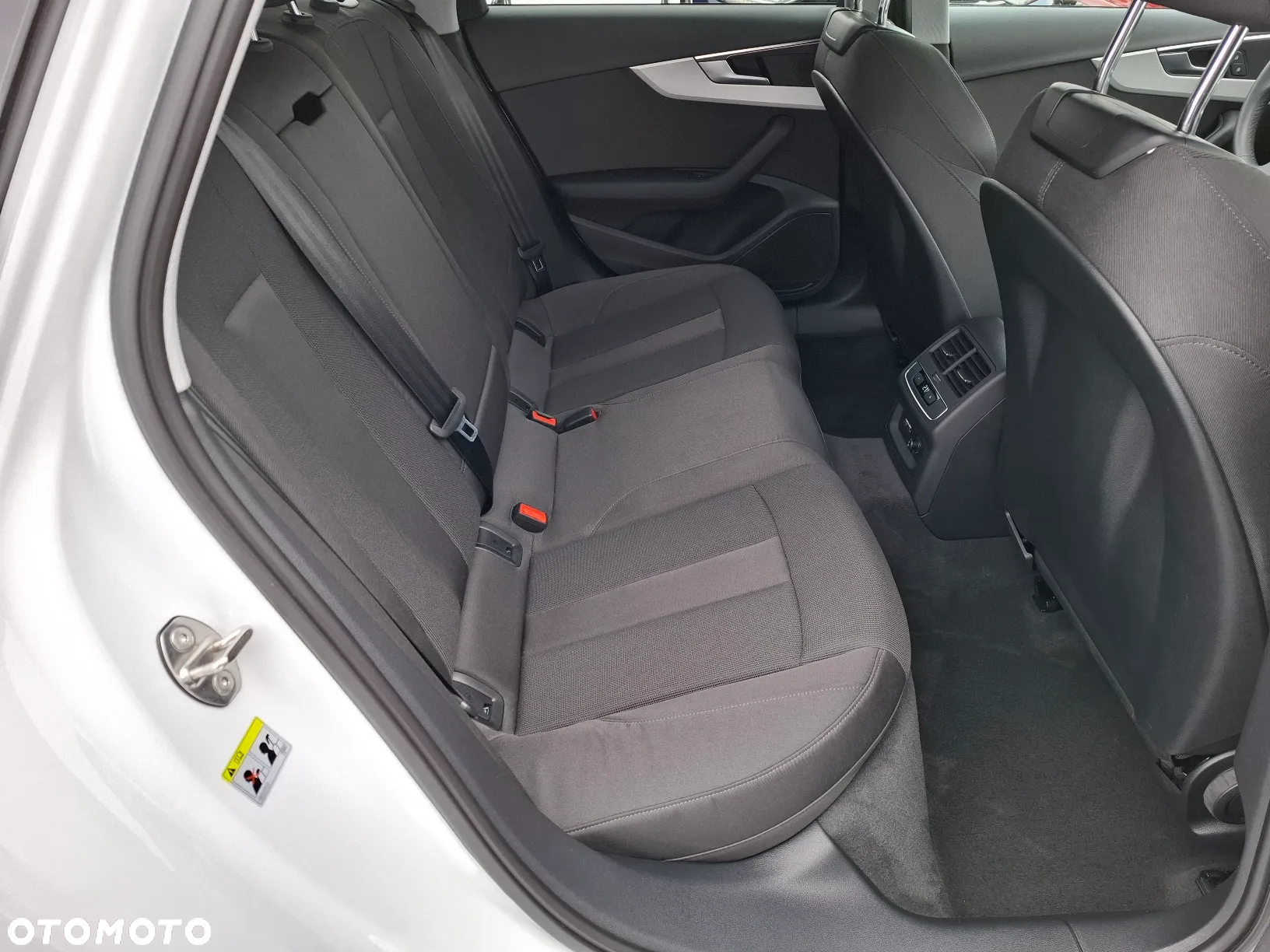 Audi A4 40 TDI S Line S tronic - 13