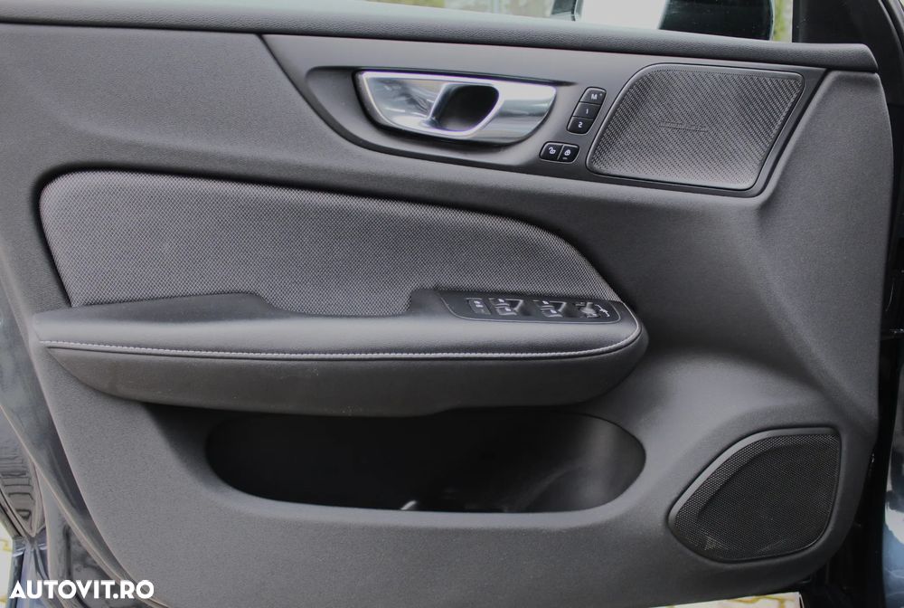 Volvo S60 B4 B DKG Plus Dark - 9