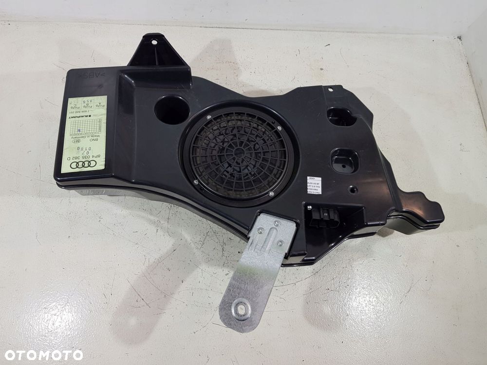 głośnik subwoofer 8p4035382d audi a3 8p lift 2.0 tfsi 08r - 1