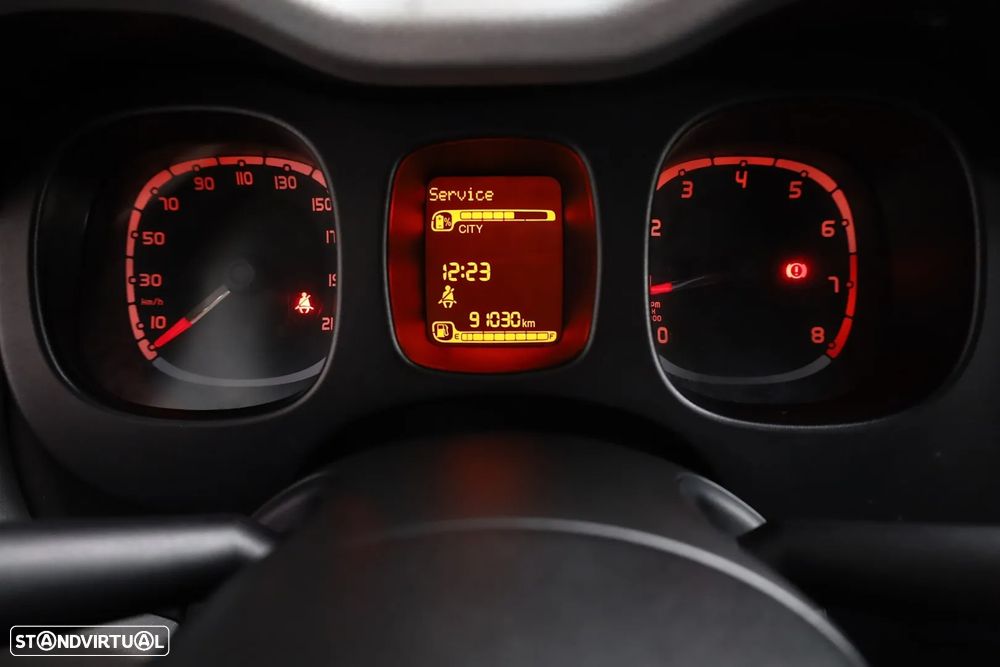 Fiat Panda 1.0 Hybrid City Cross - 26