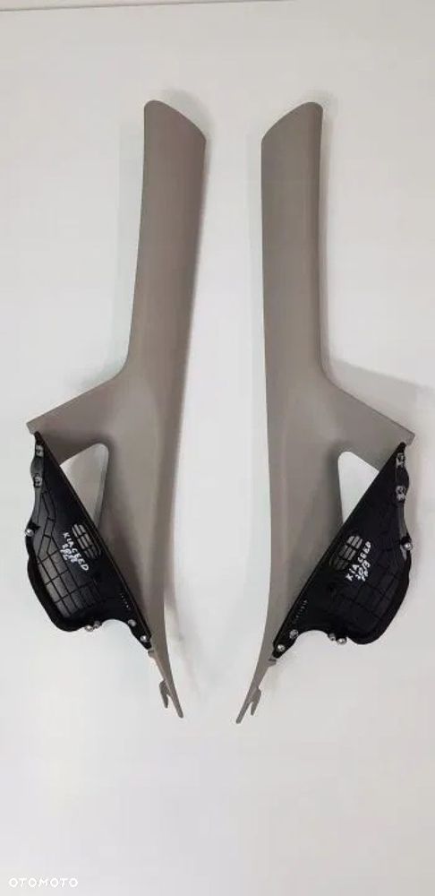 OSŁONA POSZYCIE SŁUPKA B PRZEDNIEGO KIA CEED II - 1