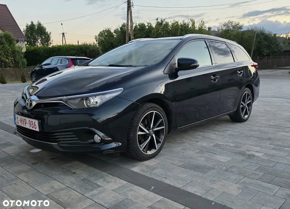 Toyota Auris 1.2 T Comfort - 1