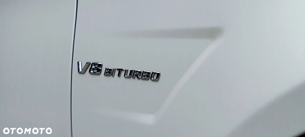 Mercedes-Benz CLS 63 AMG 4-Matic - 32