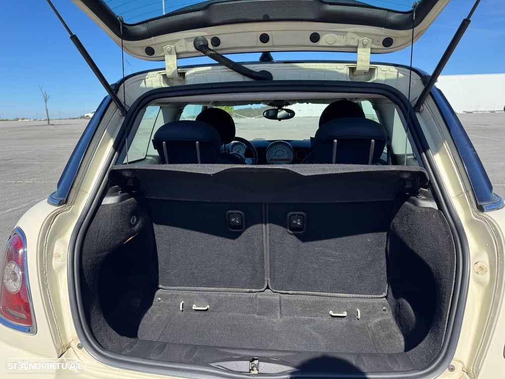 MINI 3 Portas Cooper D - 14