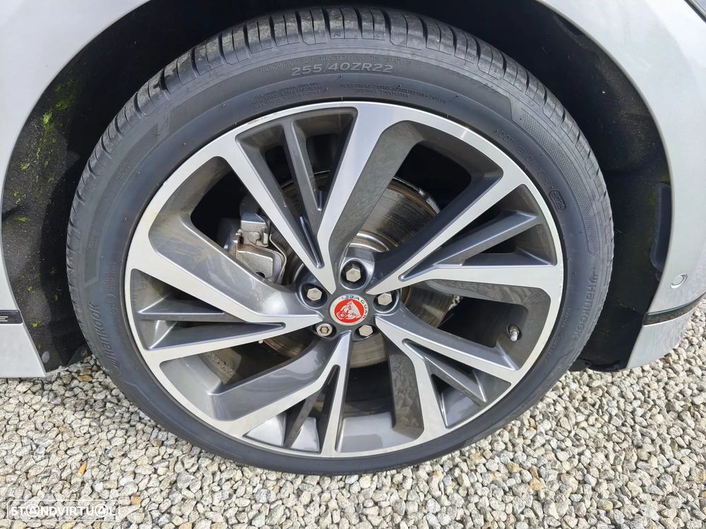 Jaguar I-Pace EV400 AWD First Edition - 17