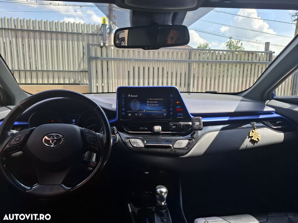 Toyota C-HR Style - 10