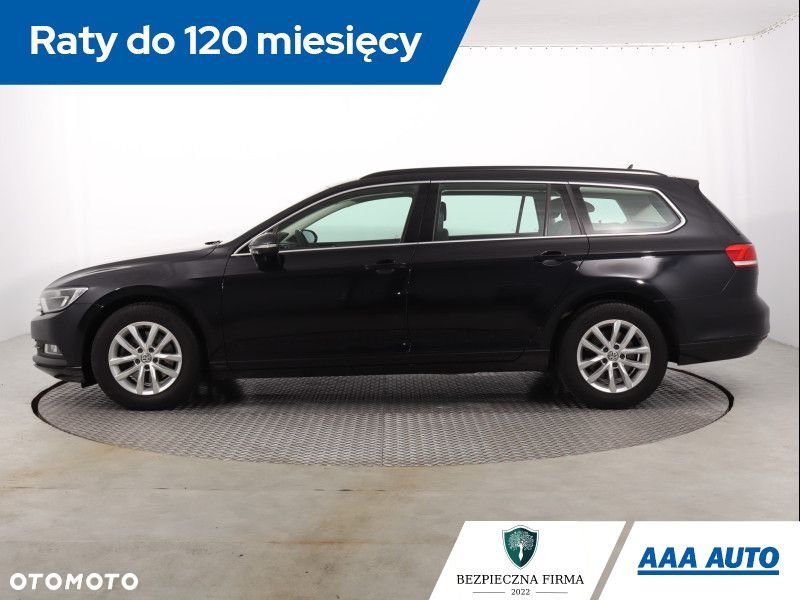 Volkswagen Passat - 3