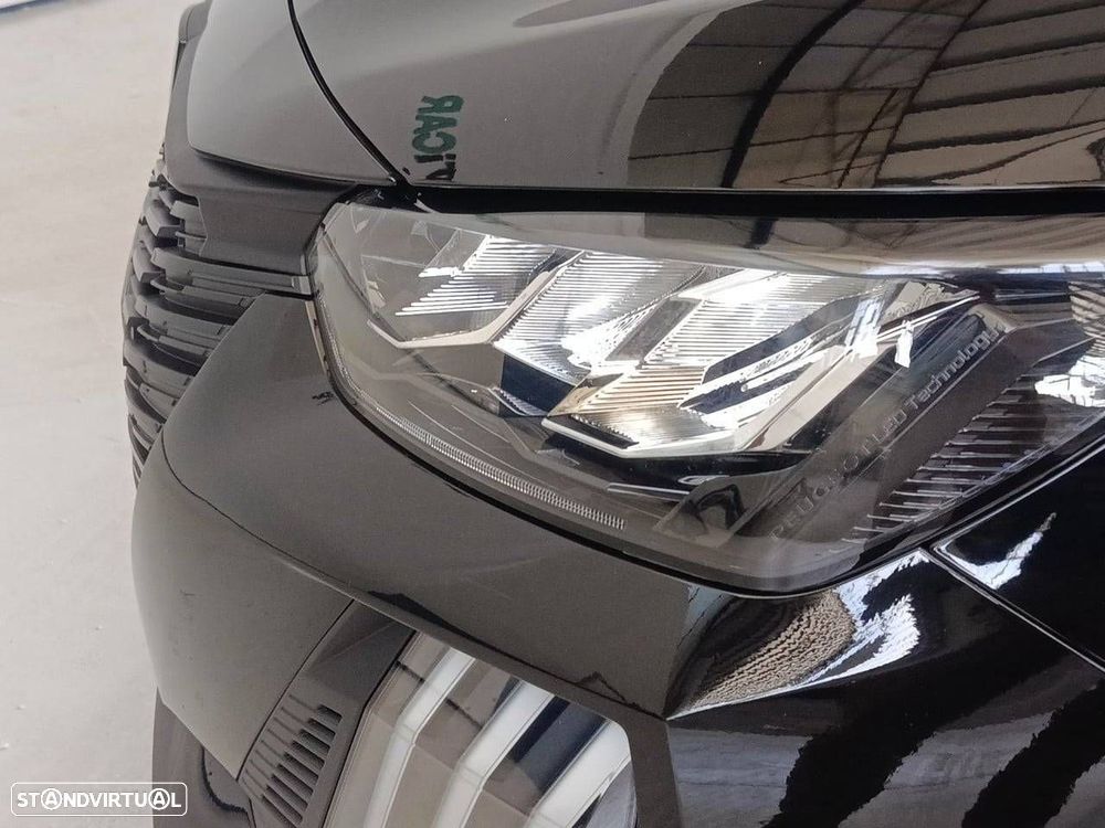 Peugeot 208 1.2 PureTech Allure EAT8 - 25