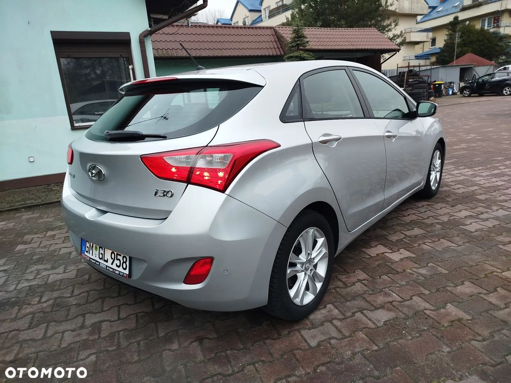 Hyundai i30 1.4 Premium - 5