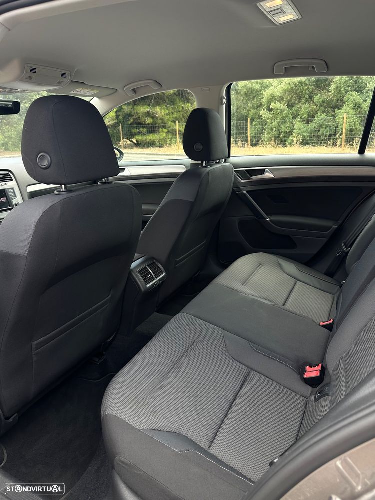 VW Golf 1.6 TDi GPS Edition - 14