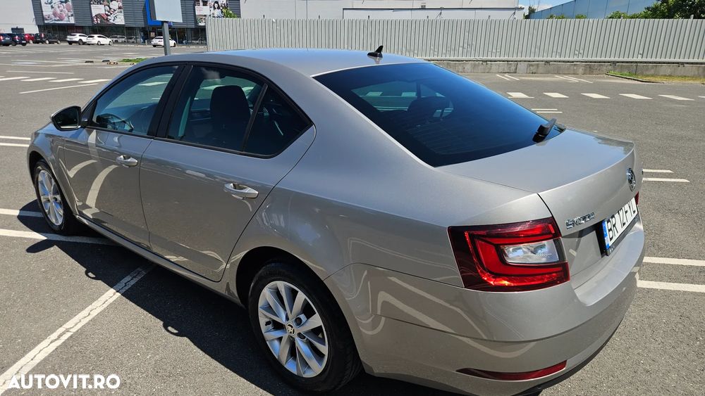Skoda Octavia 1.6 TDI Style - 4