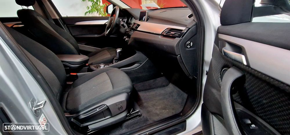 BMW X1 xDrive25e Advantage - 36
