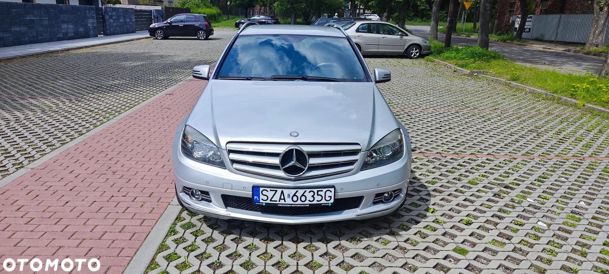 Mercedes-Benz Klasa C 180 T CGI Automatik BlueEFFICIENCY Avantgarde - 3