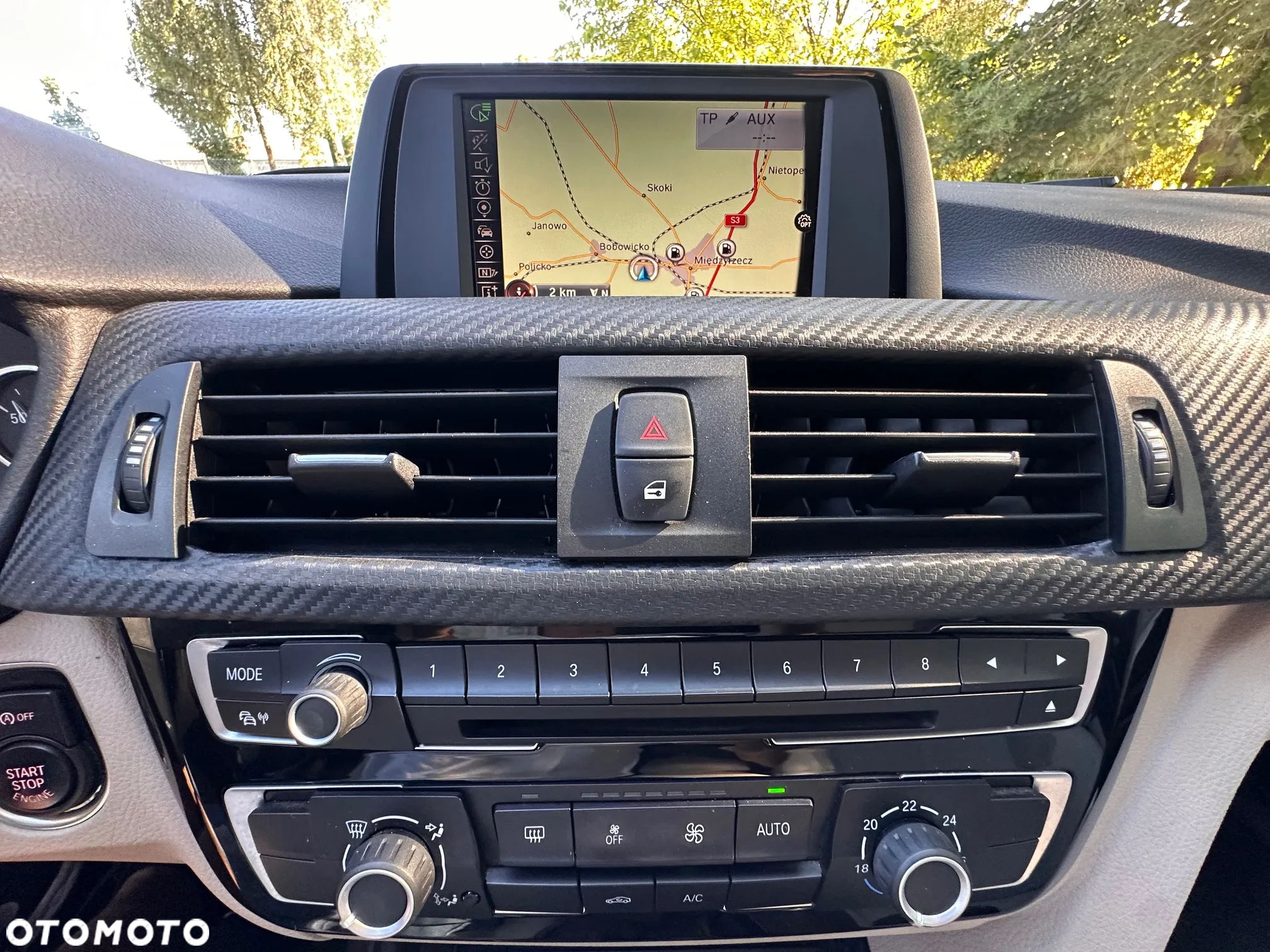 BMW Seria 3 318d Sport Line Shadow - 15