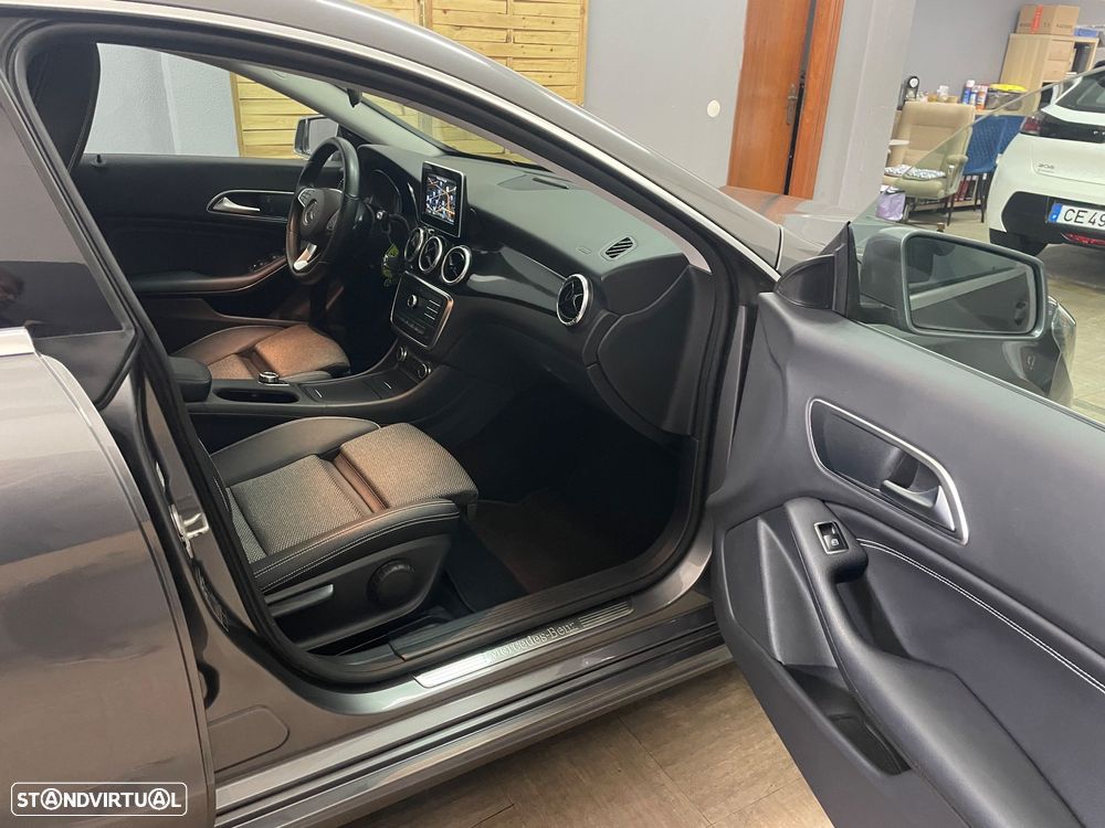 Mercedes-Benz CLA 180 d Shooting Brake Urban Aut. - 19