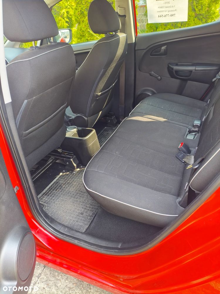 Kia Venga 1.6 CRDi M - 9