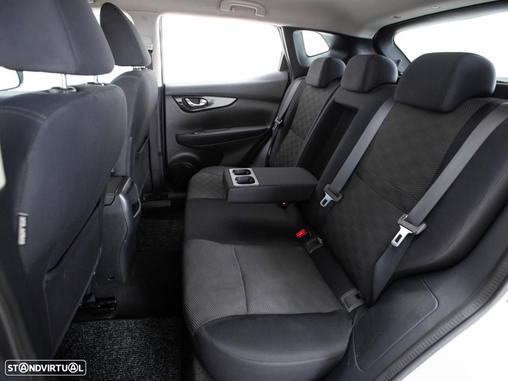 Nissan Qashqai - 10