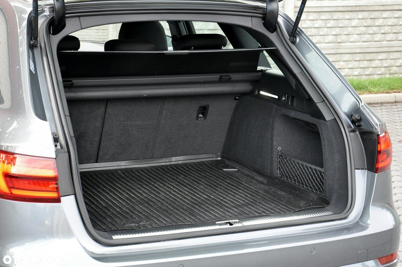 Audi A4 Avant 3.0 TDI S tronic design - 9