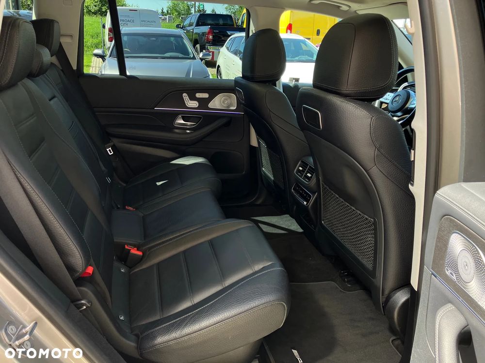 Mercedes-Benz GLS - 19
