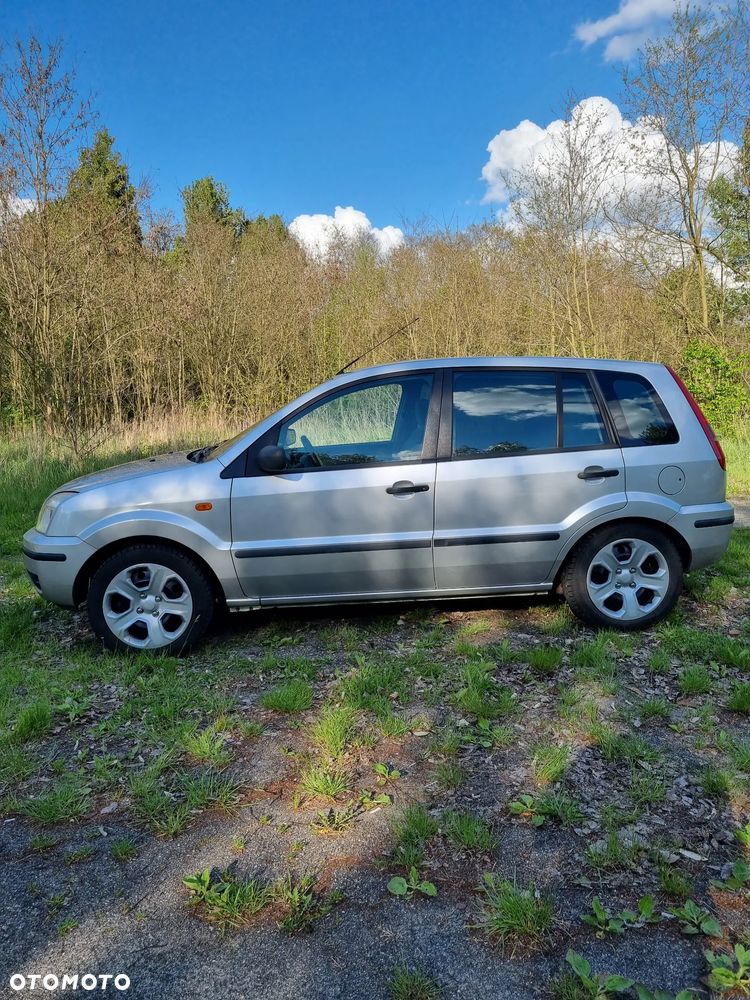 Ford Fusion 1.6 Fun X - 6