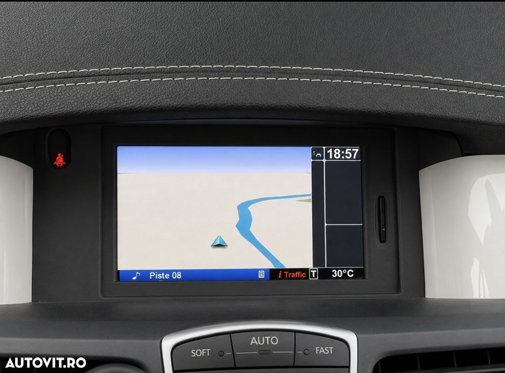 Renault Laguna - 8