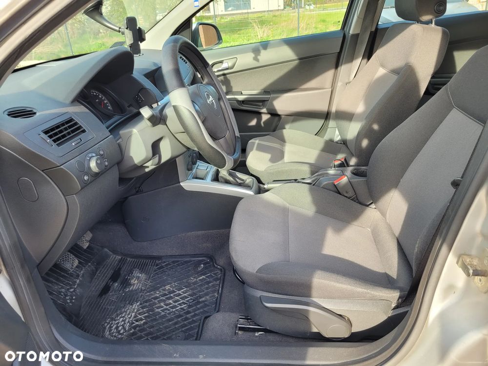 Opel Astra - 11
