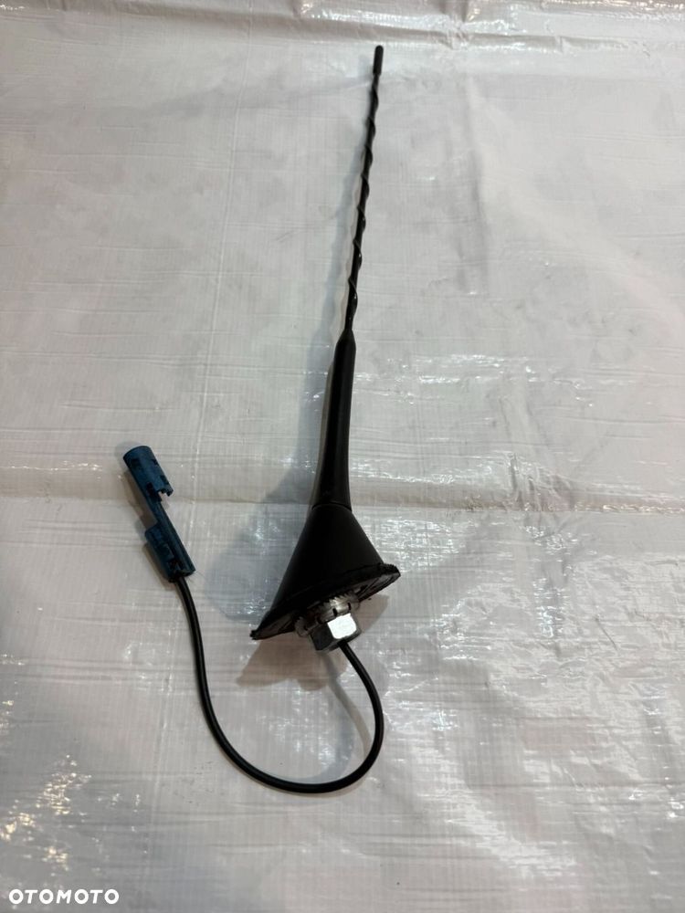 Opel Meriva Astra H antena radiowa 1355650 - 1