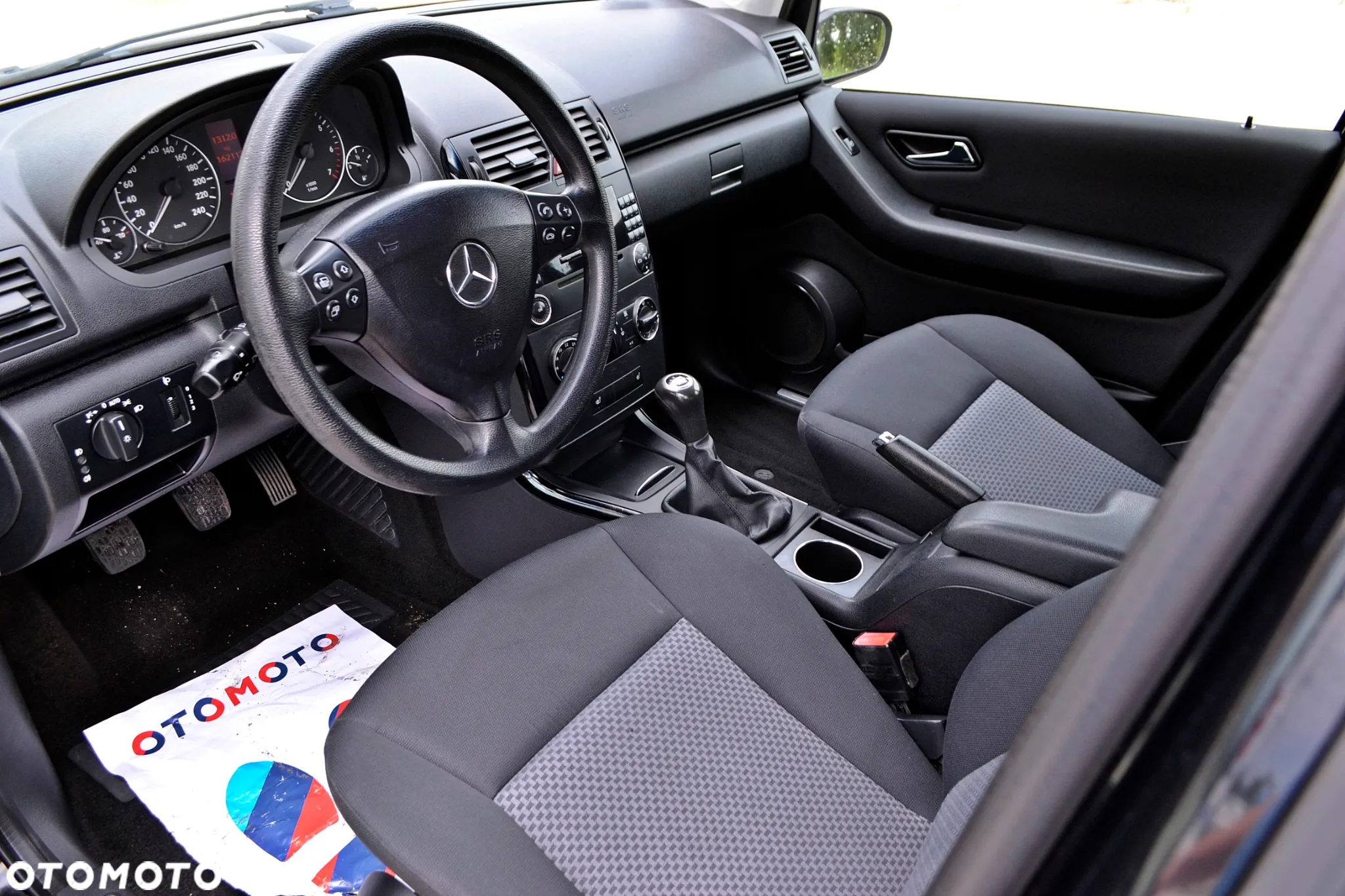 Mercedes-Benz Klasa A 170 BlueEFFICIENCY Elegance - 13