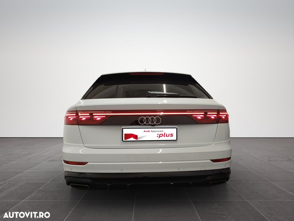 Audi Q8 - 4