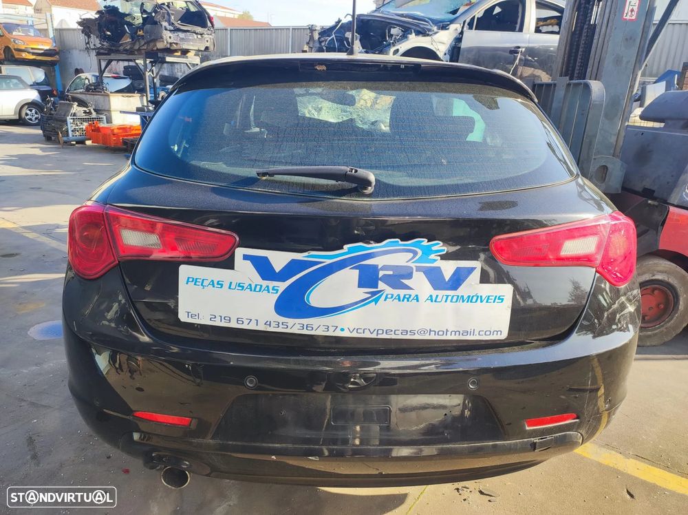 Alfa Romeo Giulietta 1.6 jtd 2010 - Viatura para Peças - 1