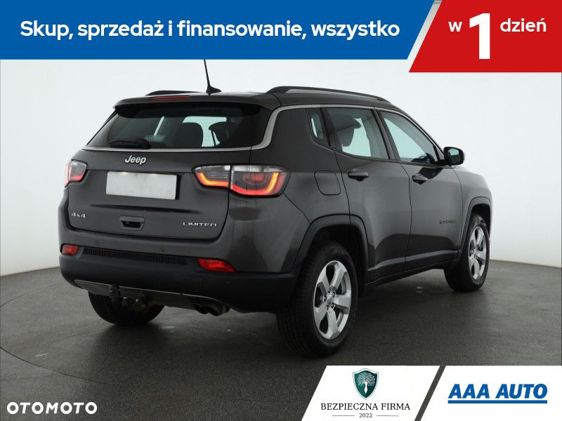 Jeep Compass - 6