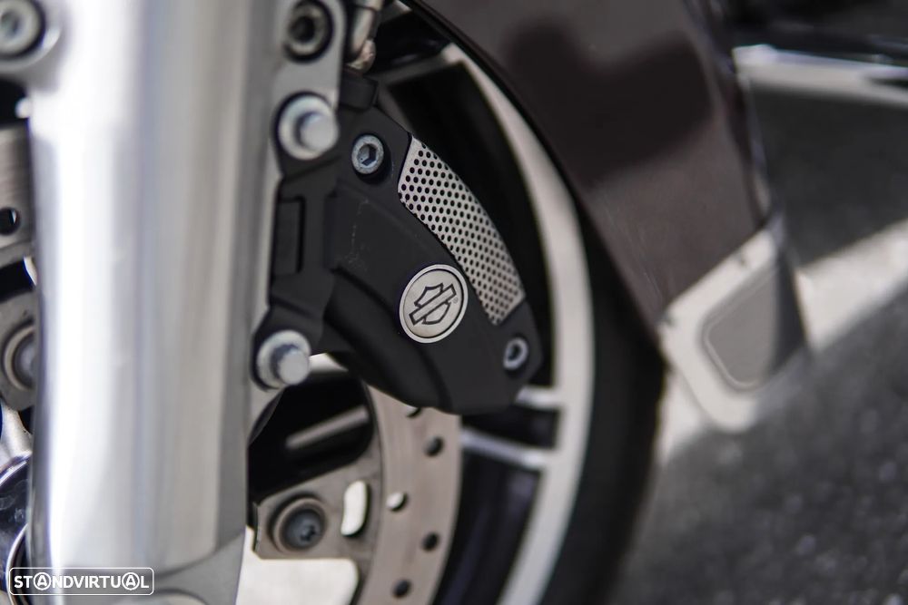 Harley-Davidson Road King Classic - 50